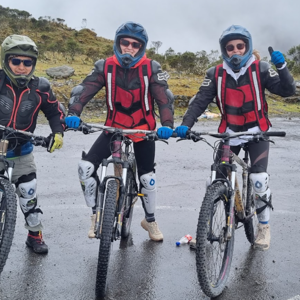 INCA JUNGLE A  MACHUPICCHU  4 DÍAS/ 3 NOCHES